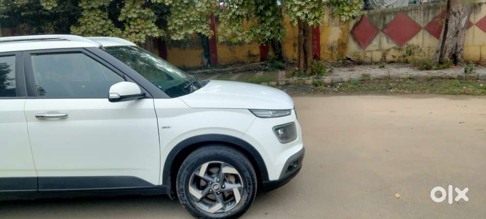 Hyundai Venue Sx Plus Turbo Dct, 2019, Petrol