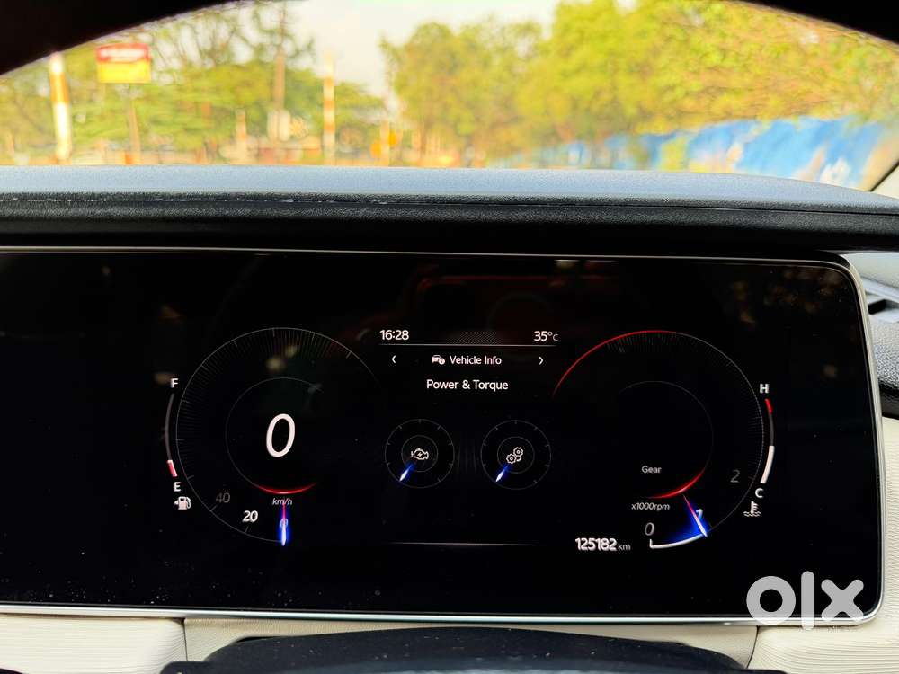 Mahindra Xuv700 2.2 Ax 5 Diesel Mt 7 Str, 2024, Diesel