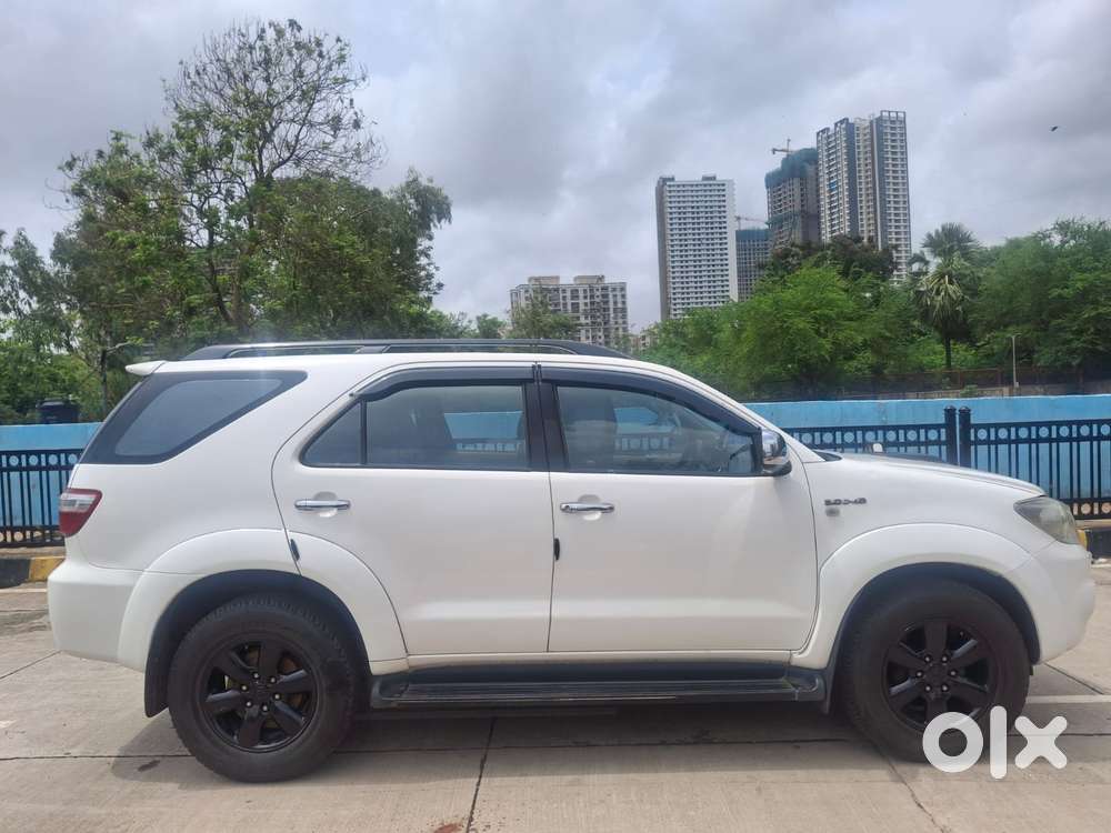 Toyota Fortuner 3.0 4x4 Manual, 2010, Diesel