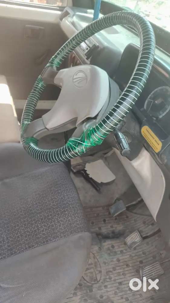 Mahindra Bolero Pik-up 2011 Diesel 100000 Km Driven