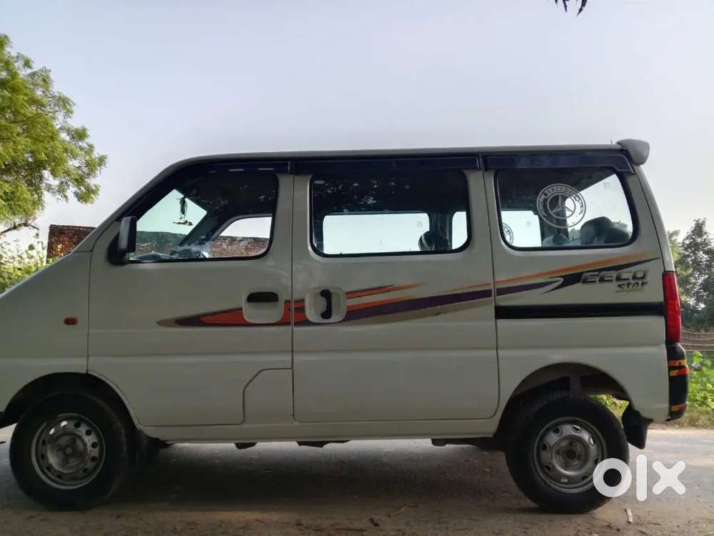 2022 Maruti Suzuki Eeco 7-seater Petrol Manual
