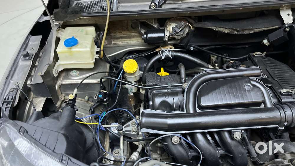 Renault Kwid 2019-ongoing 1.0 Rxt Amt (o), 2018, Petrol