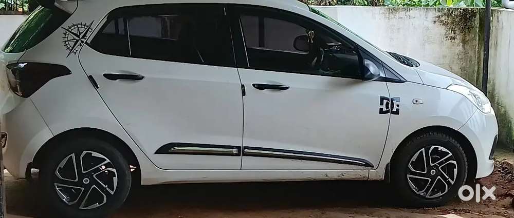 Hyundai Grand I10 2017 Diesel 120000 Km Driven
