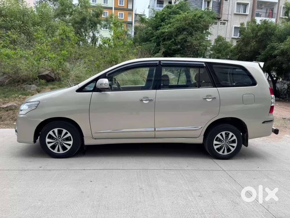 Toyota Innova, 2015, Diesel