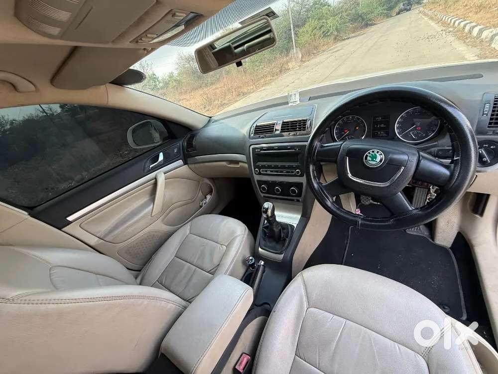 Skoda Laura 2013 Diesel 98000 Km Driven