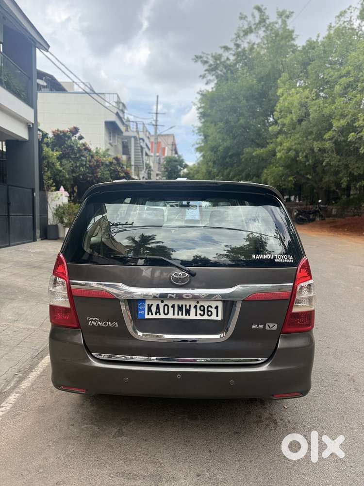 Toyota Innova 2.5 V 7 Str, 2011, Diesel