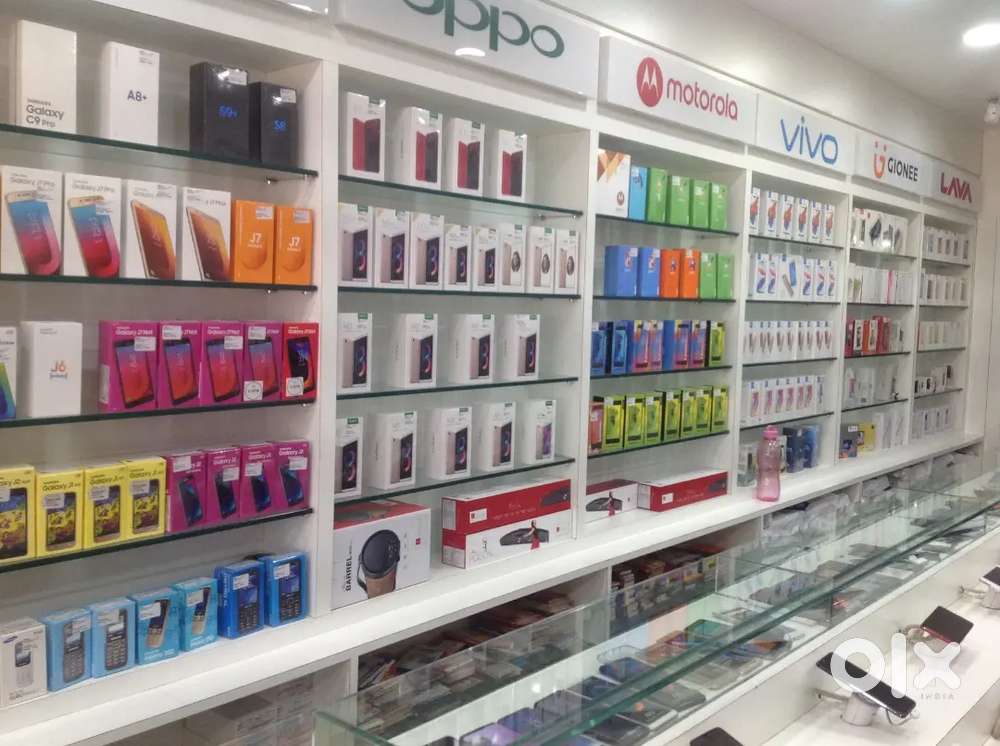 Wanted Male Sales Staff @ Mobile Shop