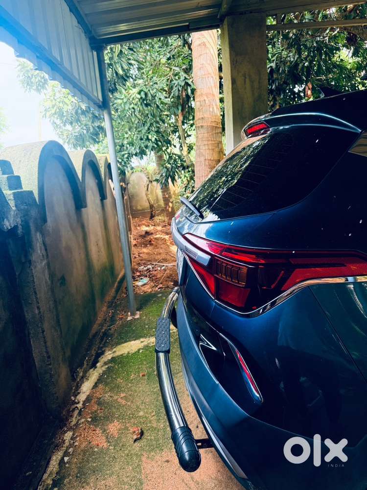 Top Model,a Bank Employee Car Good Condition And Well Maintained