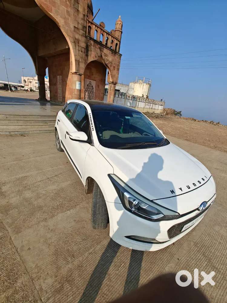 Hyundai I20 2016 Diesel Top Model 75000 Km Driven