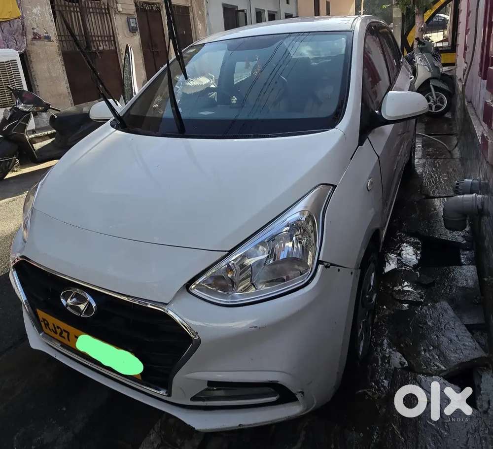 Hyundai Xcent Diesel 2018 Variant