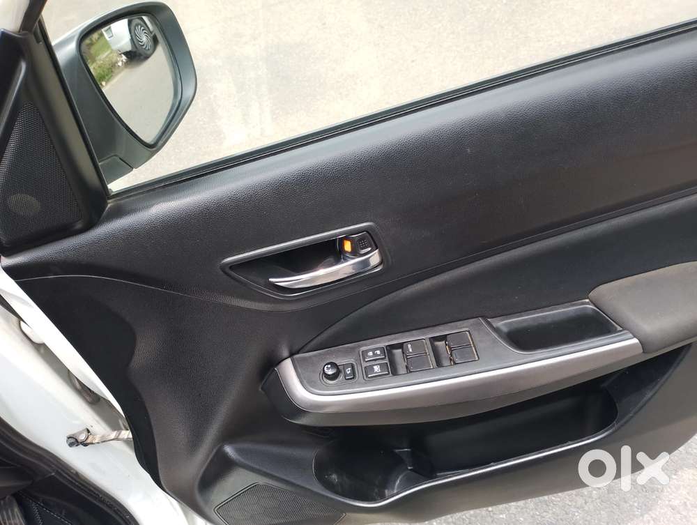 Maruti Suzuki Swift, 2023, Petrol