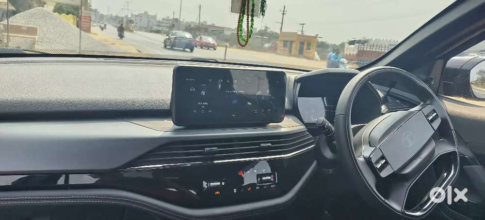 Tata Safari Pure Plus 2025 November