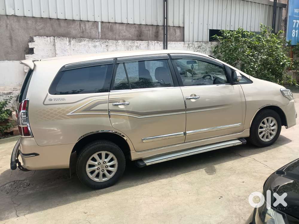 Toyota Innova 2.5 Z Diesel 7 Seater, 2014, Diesel