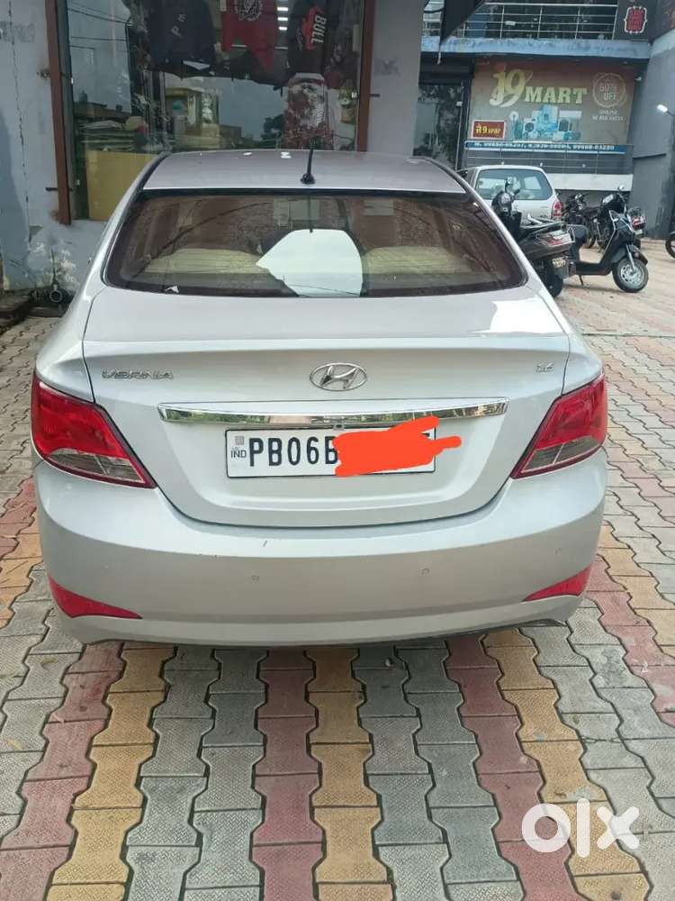 Hyundai Verna 2015 Diesel 124000 Km Driven All Ajency Record