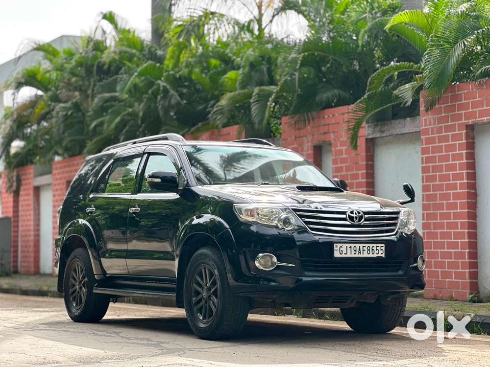 Toyota Fortuner Legender 2016 Diesel 95000 Km Driven