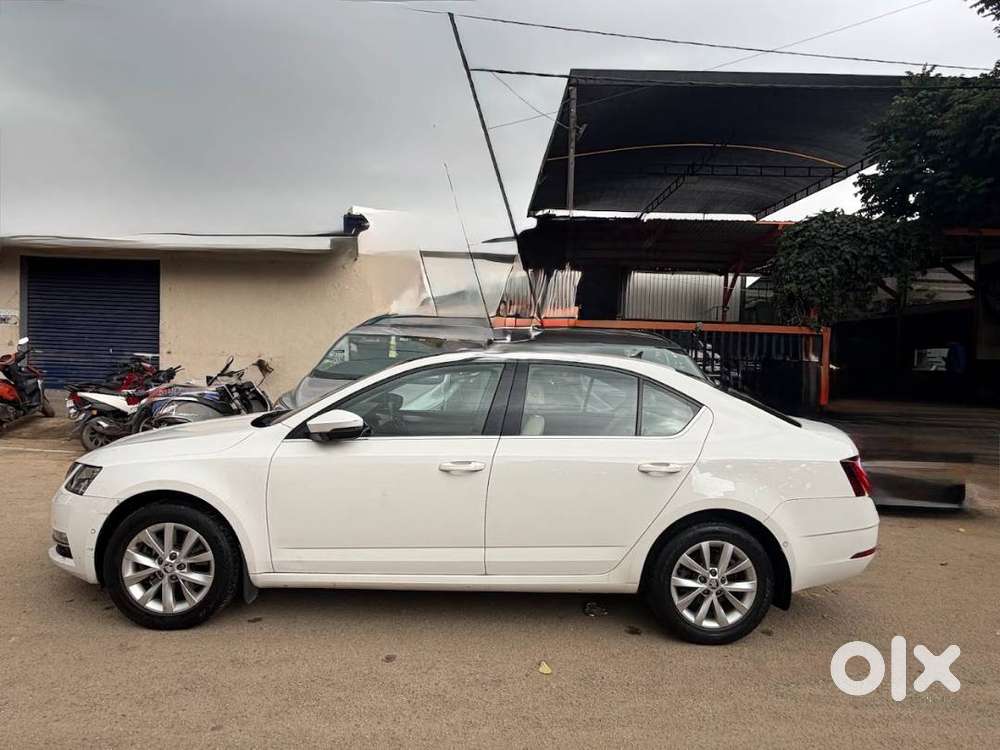 2017 Skoda Octavia 1.8 Tsi Style At — Single Owner, 82,000 Km
