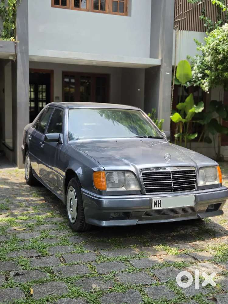 Mercedes Benz W124 E220