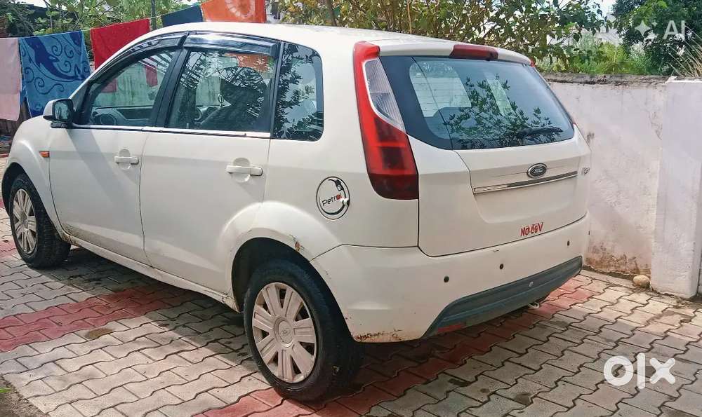 Ford Figo Petrol 2011 Manual