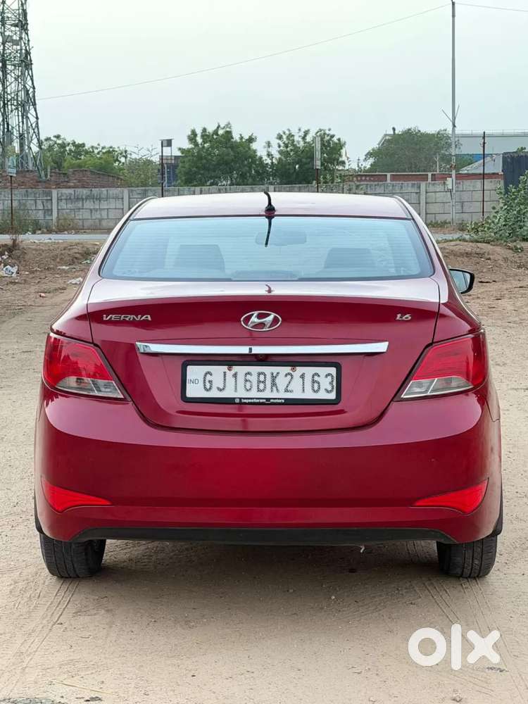 Hyundai Verna 1.6 Vtvt Sx, 2015, Petrol