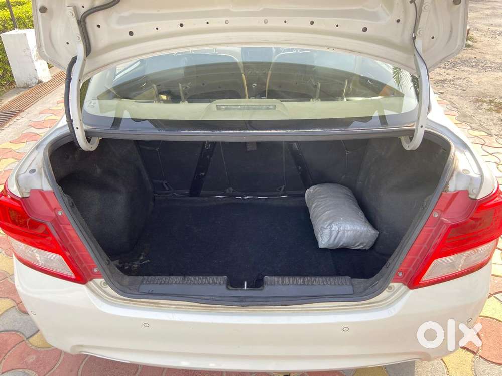 Maruti Suzuki Dzire 1.2 Vxi, 2021, Petrol