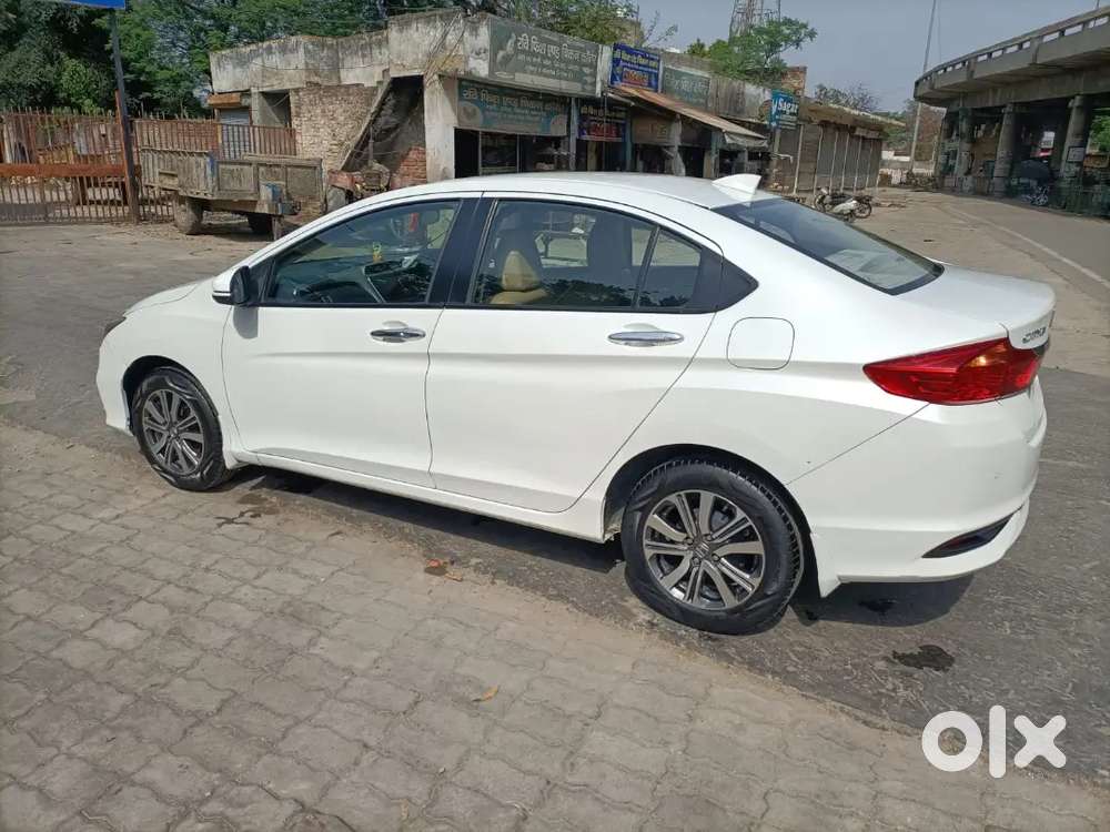 “well Maintained [car Model] For Sale”