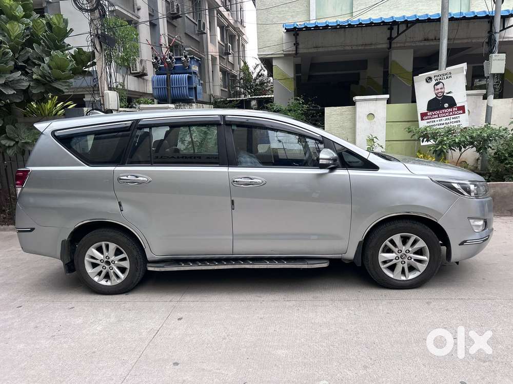 Toyota Innova Crysta 2.4 G Mt 8s, 2016, Diesel