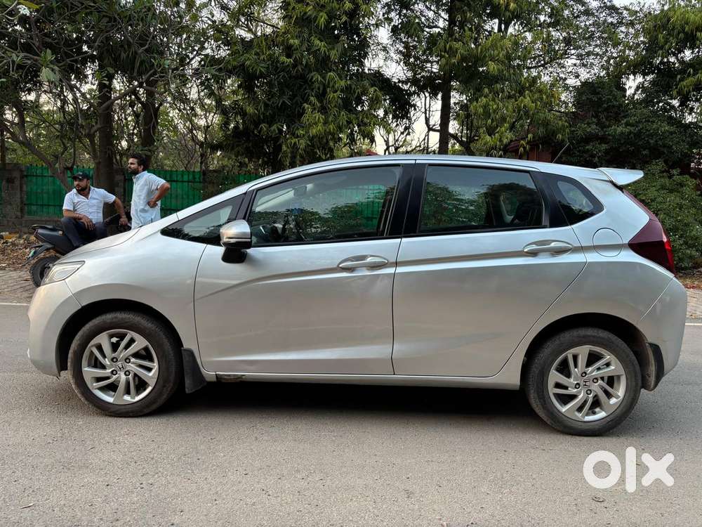 Honda Jazz [2020-2023] 1.2 Vx I-vtec Mt, 2016, Petrol
