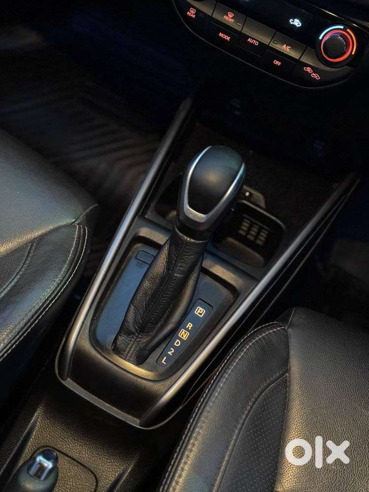 Maruti Suzuki Xl6 1.5 Alpha Plus At, 2022, Petrol