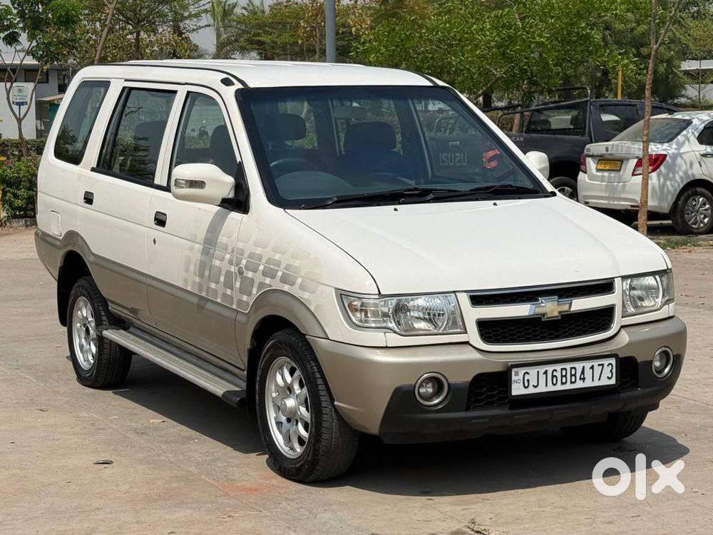 Chevrolet Tavera Lt 9 Seater, 2012, Diesel