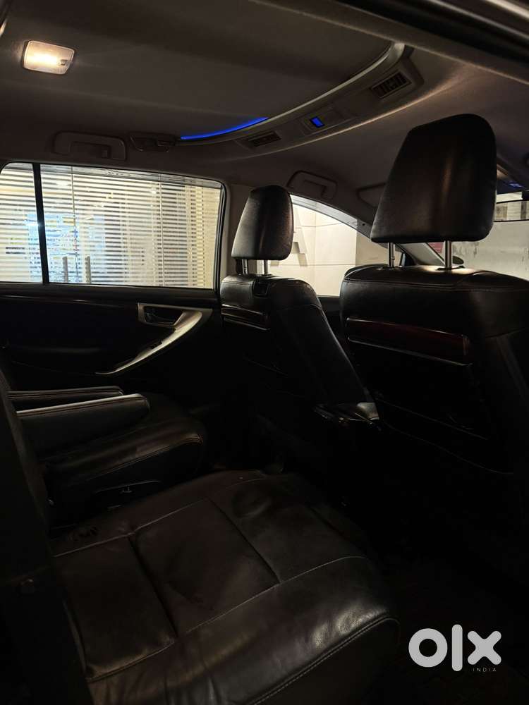 Toyota Innova Crysta Zx 2.4 Diesel 7 Seater, 2016, Diesel