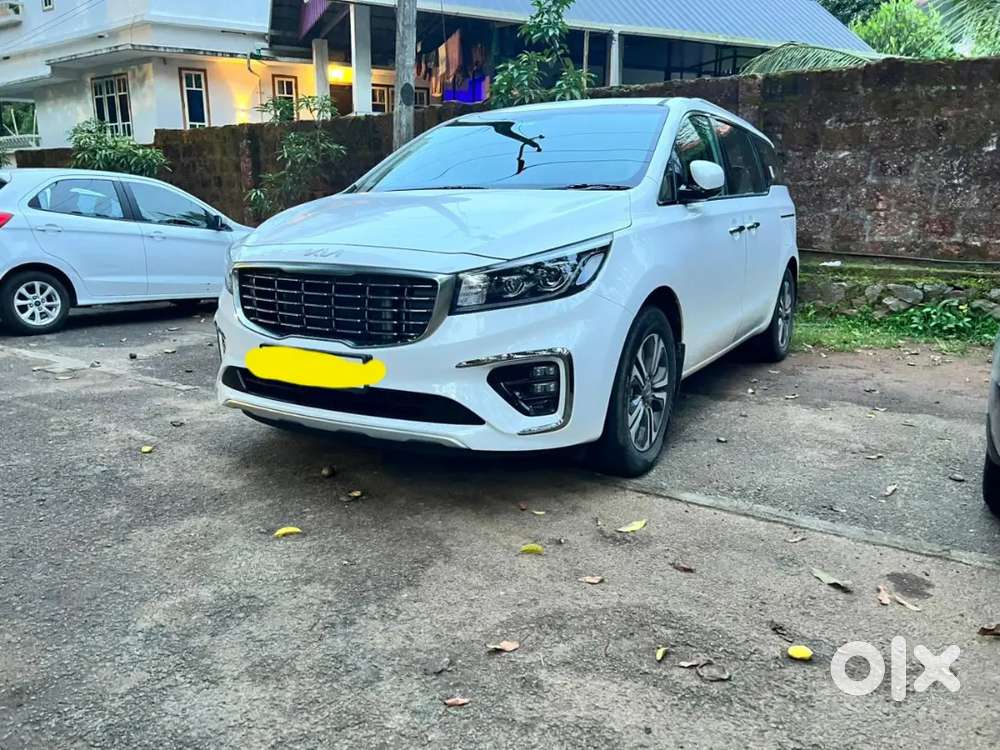 Kia Carnival 2022 Diesel 40400 Km Driven