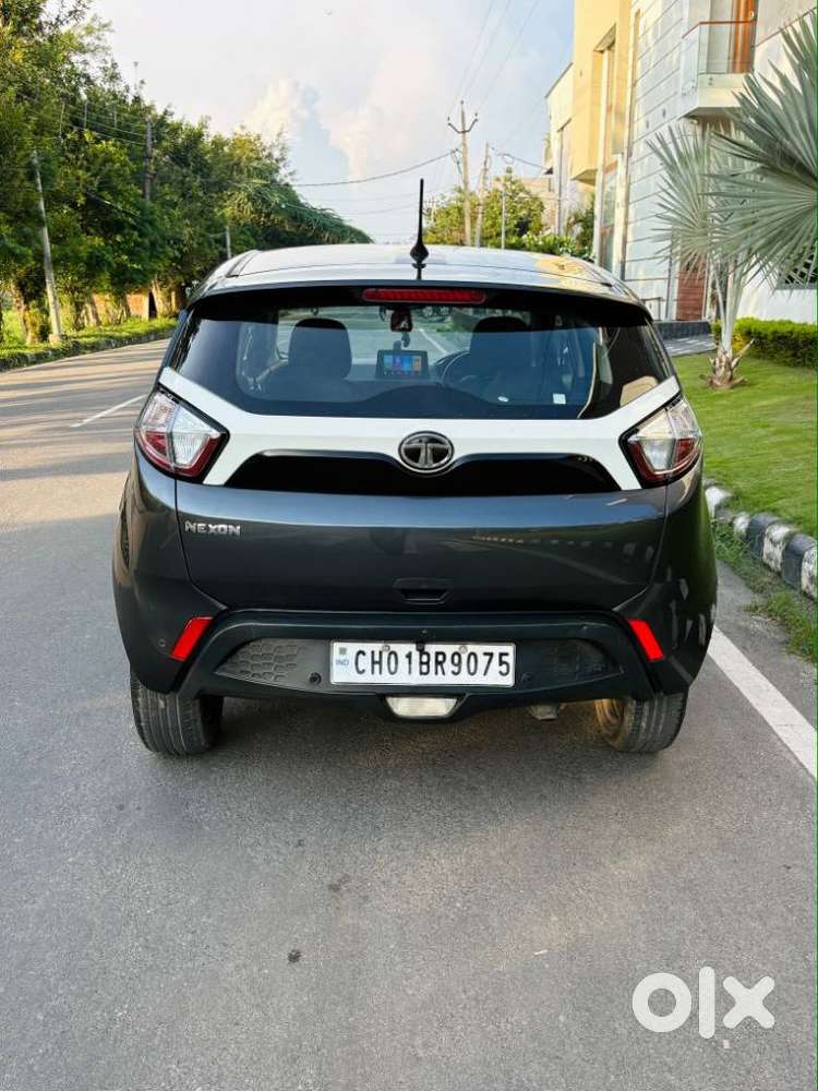 Tata Nexon 1.5 Revotorq Xm (s), 2018, Diesel