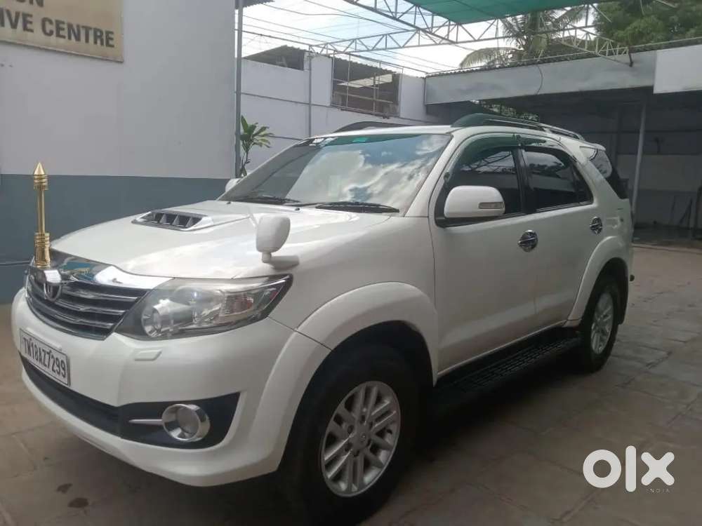 Toyota Fortuner Legender 2015 Diesel Good Conditionns