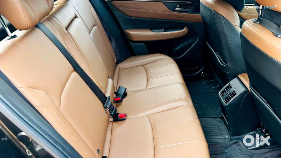 Honda Elevate, 2024, Petrol