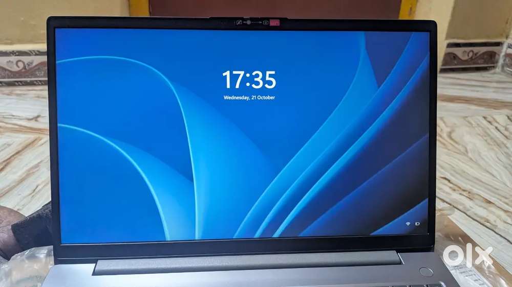 Lenovo G15 v4 ram 16gb sotrge 477