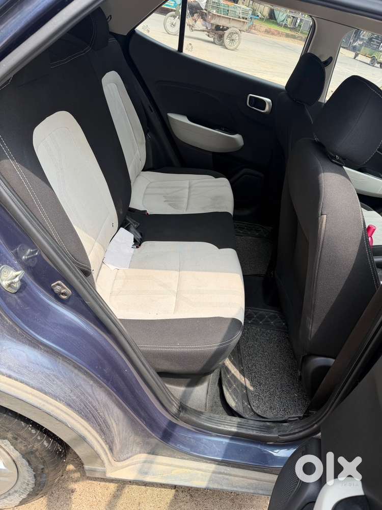 Hyundai Venue Petrol 2022