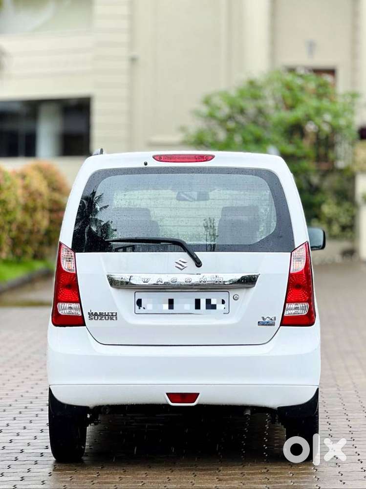 Maruti Suzuki Wagon R Stingray Vxi, 2017, Petrol