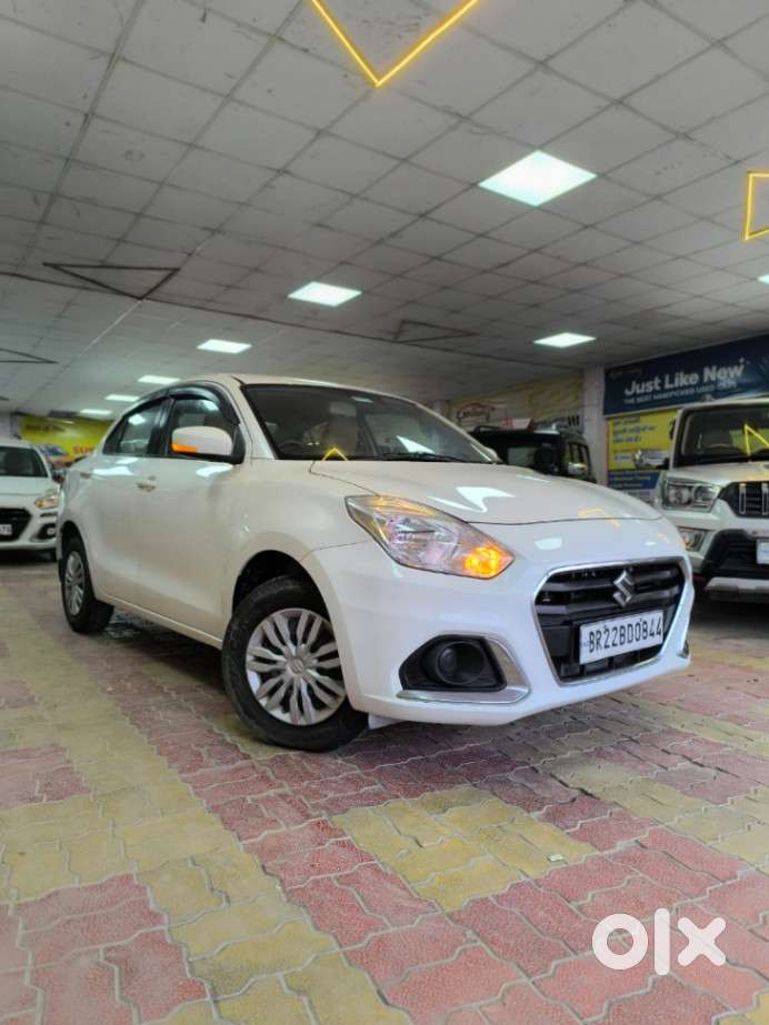 Maruti Suzuki Dzire 1.2 Vxi, 2023, Petrol