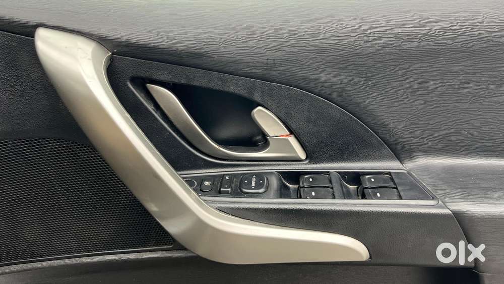 Mahindra Xuv500 W7 At, 2019, Diesel
