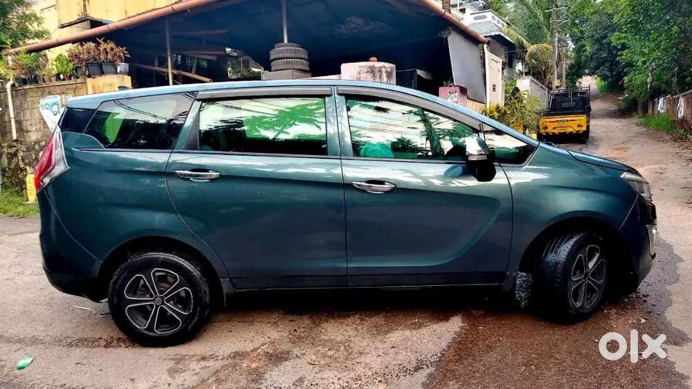 Mahindra Marazzo 2019 Diesel 65000 Km Driven Full Option