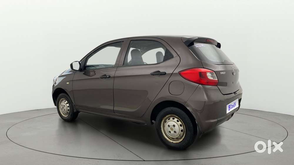 Tata Tiago 1.2 Revotron Xm, 2018, Petrol