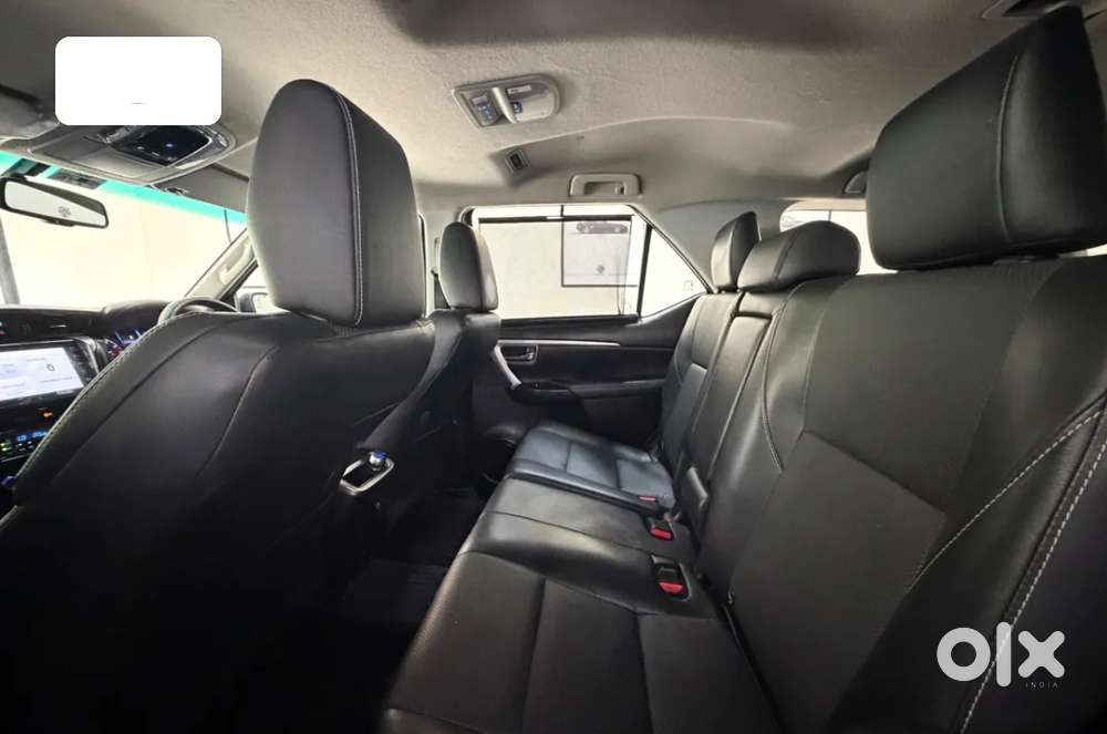 Toyota Fortuner 4x2 At 2.7 Petrol, 2022, Petrol