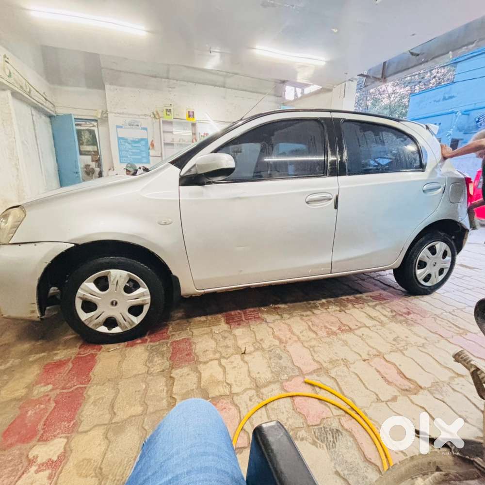 Toyota Etios Liva Petrol 2014