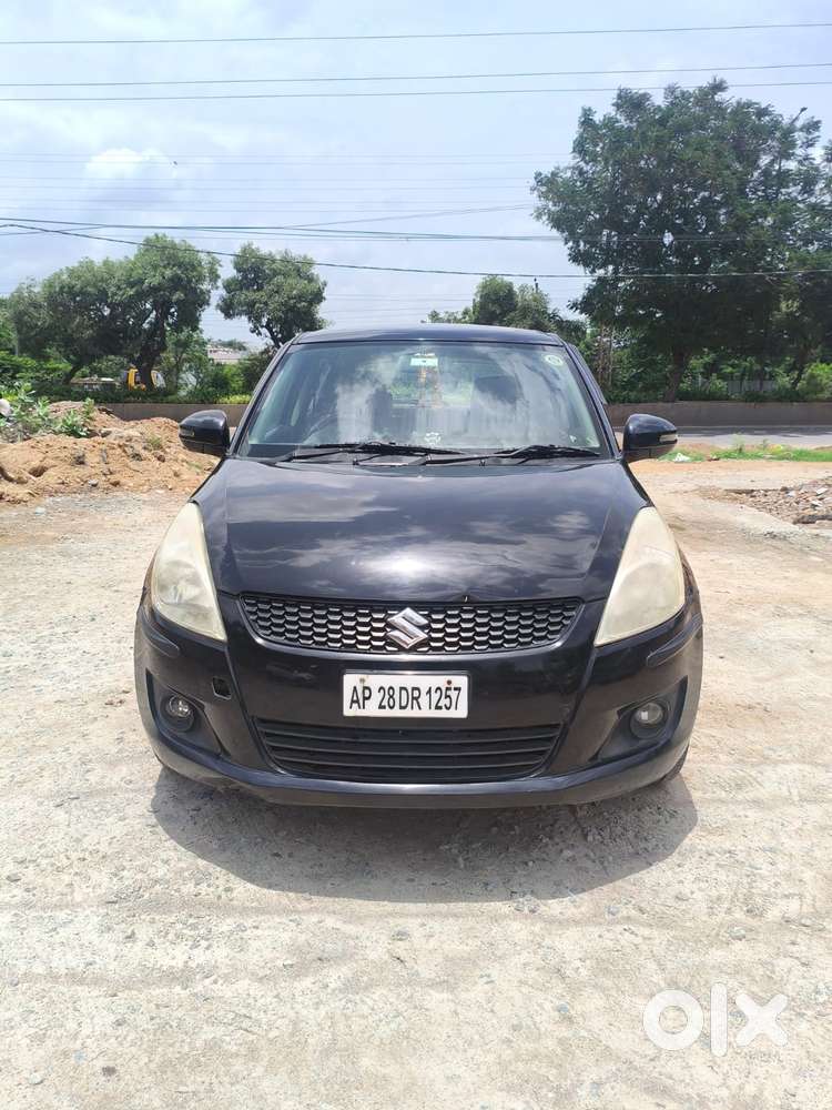 Maruti Suzuki Swift Vvt Zxi, 2012, Petrol
