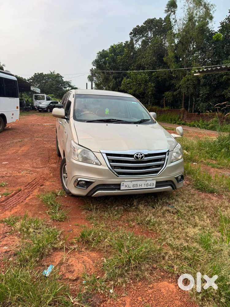 Toyota Innova 2.5 Diesel 2008 /2009 Reg