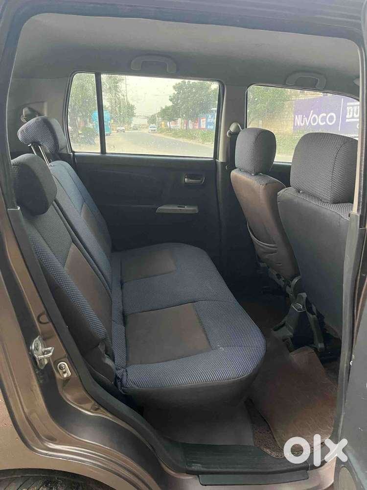 Maruti Suzuki Wagon R Vxi Plus Mt, 2011, Petrol