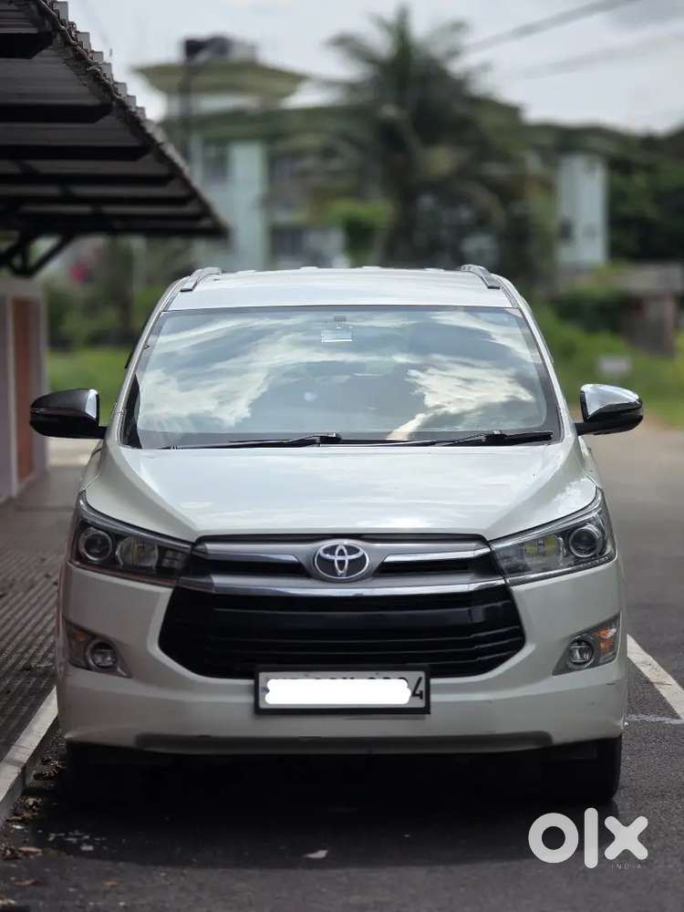 Toyota Innova Crysta 2019 Diesel Well Maintained