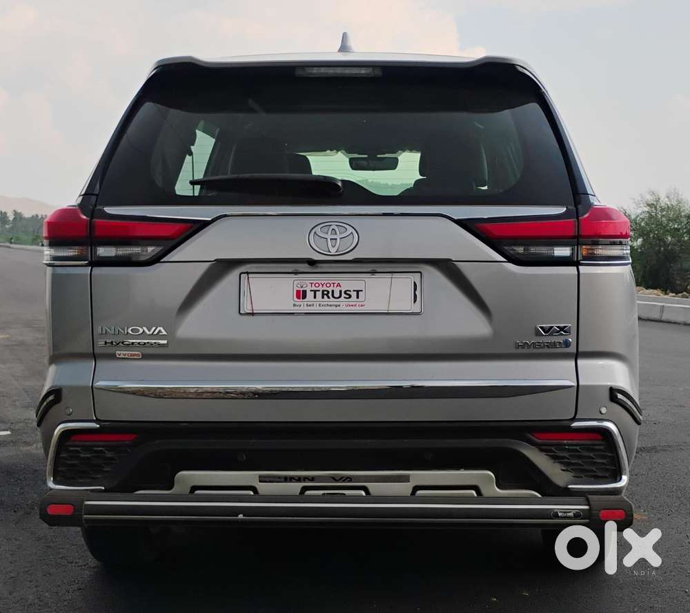 Toyota Innova Hycross 2.0 Vx Hybrid 7 Str, 2024, Petrol
