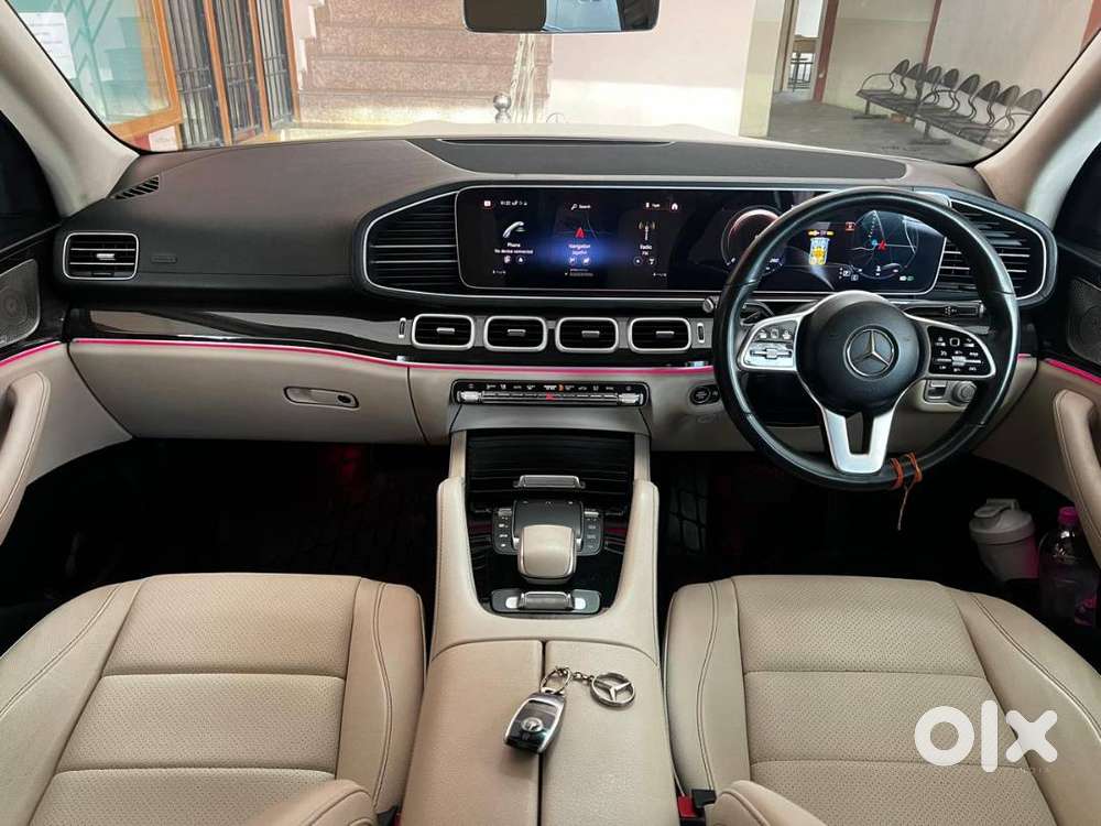 Mercedes Benz Gls 400d Model 2023 Family Car