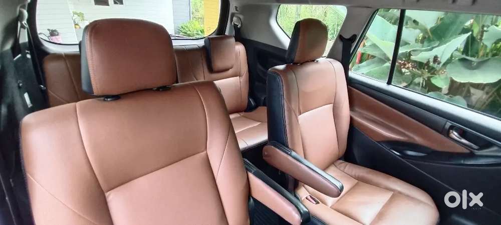Toyota Innova Crysta 2019